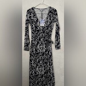 NWT DIANE VON FURSTENBERG  Target collab designer wrap dress size XL